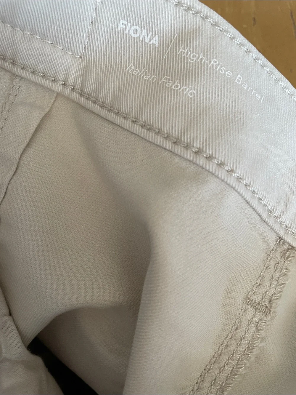 Ag Fiona high rise barrel Women's Wide-Leg Jeans in Off-White- new - Picture 6 of 8